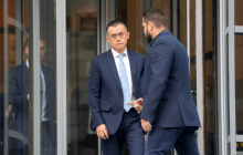 CZ покидает суд в Сиэтле